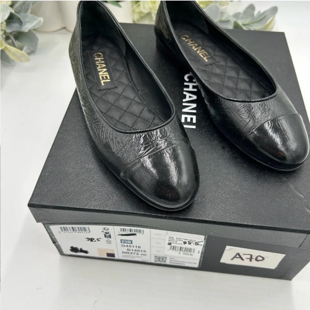 Women's Chanel quilted black lambskin ballet flat size 38.5 made in Italy - Picture 2 of 7